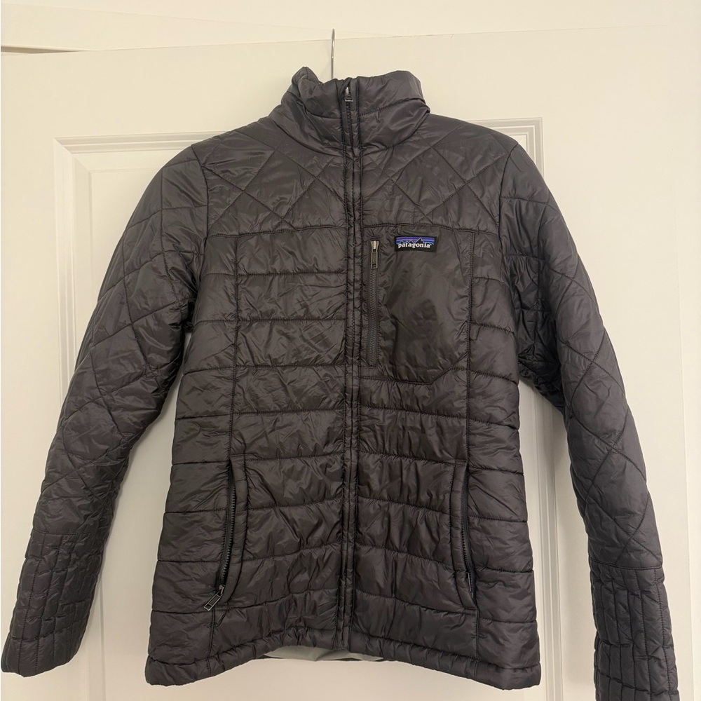 PRICE CUT✨Patagonia Dark Gray Insulated Jacket